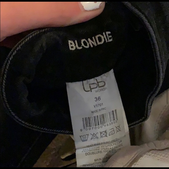 🍓Skinny jeans🍓 - Picture 9 of 10